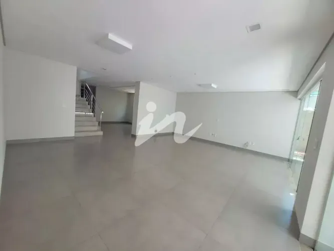 Casa em condomínio disponível para locação no Jardins Roma -Nova Uberlandia, Uberlandia MG