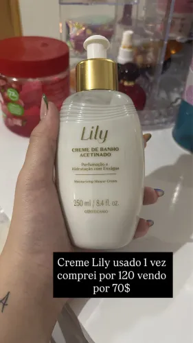 Creme Lily