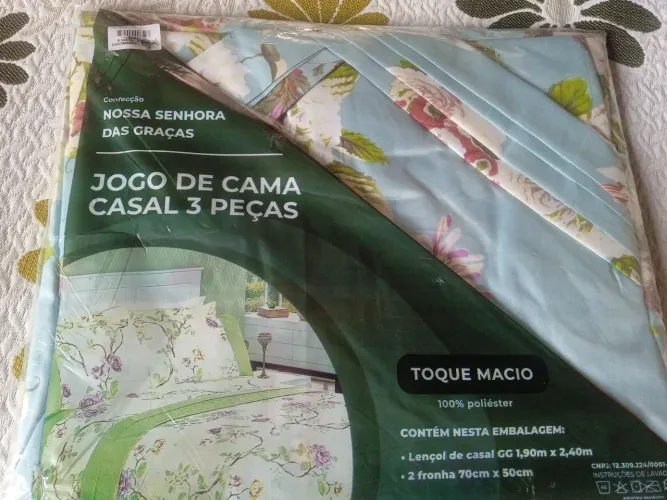 Vendo 2 jogos de cama casal