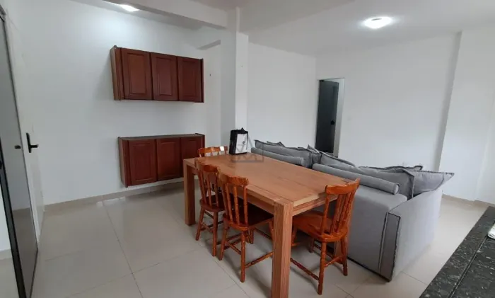 Apartamento mobiliado 2 dormitórios Centro de Florianópolis