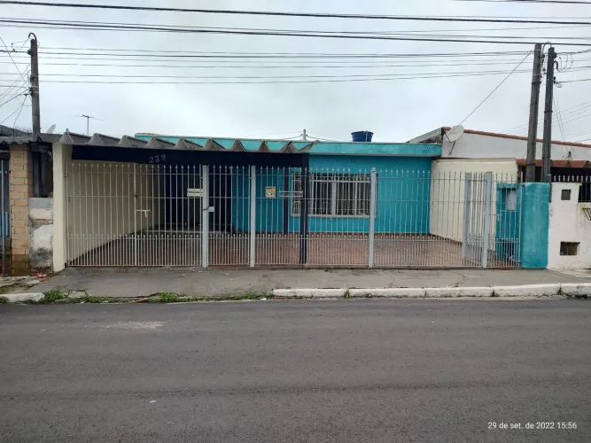 Casa com Edícula na Cidade Edson à Venda