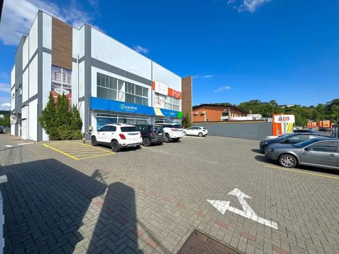 Sala Comercial para alugar, 65 m² por R$ 2.600/mês - Itoupava Central - Blumenau/SC
