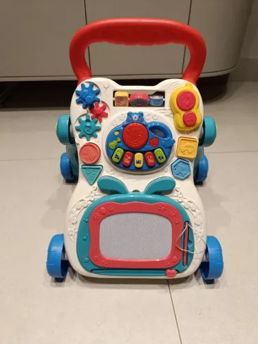 Andador de Empurrar Musical Bebê Divertido com Rodinhas