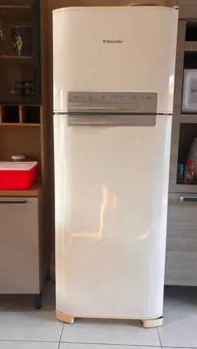 Geladeira Eletrolux DF50