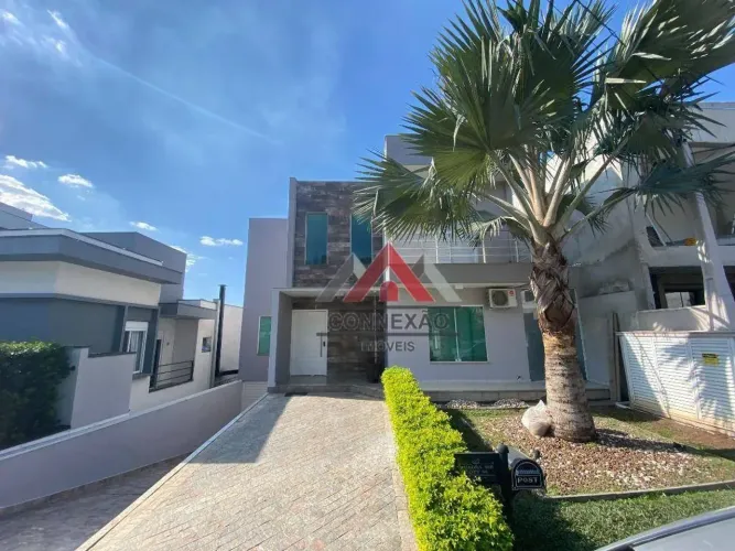 Sobrado com 4 dormitórios para alugar, 300 m² por R$ 12.000,00/mês - Aruã - Mogi das Cruze