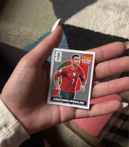 Figurinha Cristiano Ronaldo Legend Extra Prata - Oficial Panini 2026