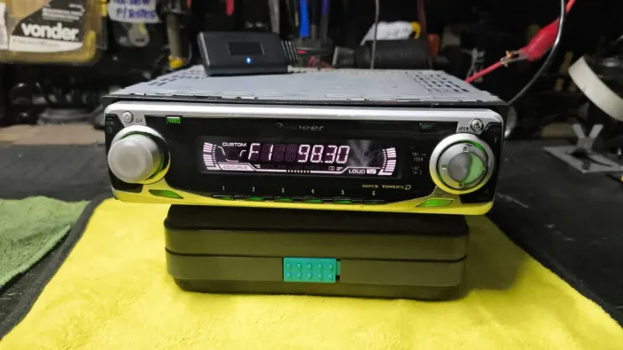 Pionner DEH P 2650 com Bluetooth na saída ipbus original 