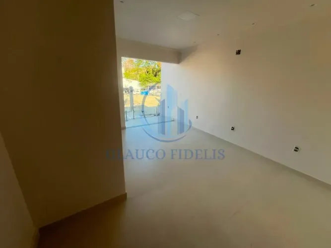 Lançamento de casa de 03 quartos com piscina no Jardim Vitória.
