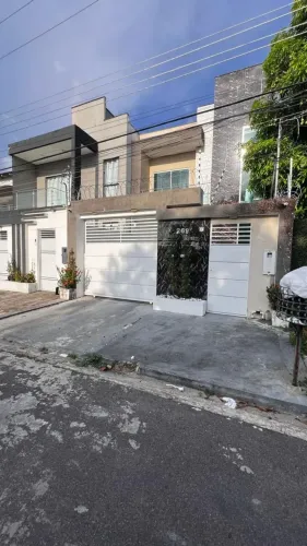 CASA DUPLEX NO ÁGUAS CLARAS 1 04 Suítes um sendo com Closet/ 3 Vagas