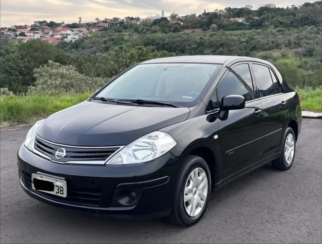 Nissan Tiida Sedan 1.8 16V Flex Fuel 4P 2012