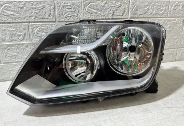 Farol esquerdo Amarok 2010 2011 12 13 14 15 2016