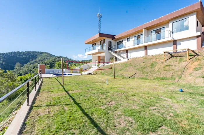 Casa com 3 quartos em Nogueira, Petrópolis