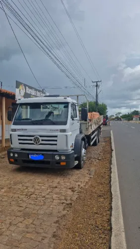 Caminhão worker 23.230