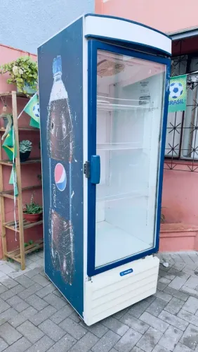 Geladeira Expositora de Bebidas Metal frio Linda 127vlts Entrego
