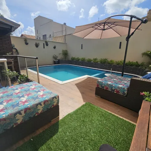 Sobrado 3 quartos 1 suíte + área gourmet com piscina