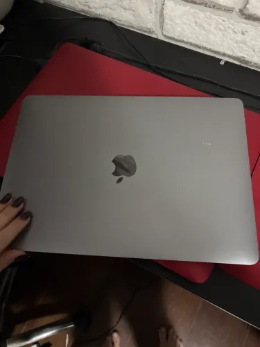 MacBook Air 1932 2019