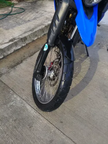 Lander 250 bem novinha