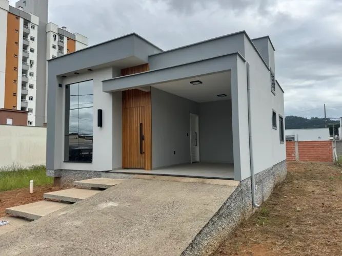 Casa à venda - Tubarão/SC