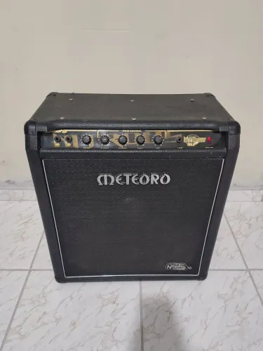 Cubo Amplificador Contrabaixo Meteoro Nitrous CB150