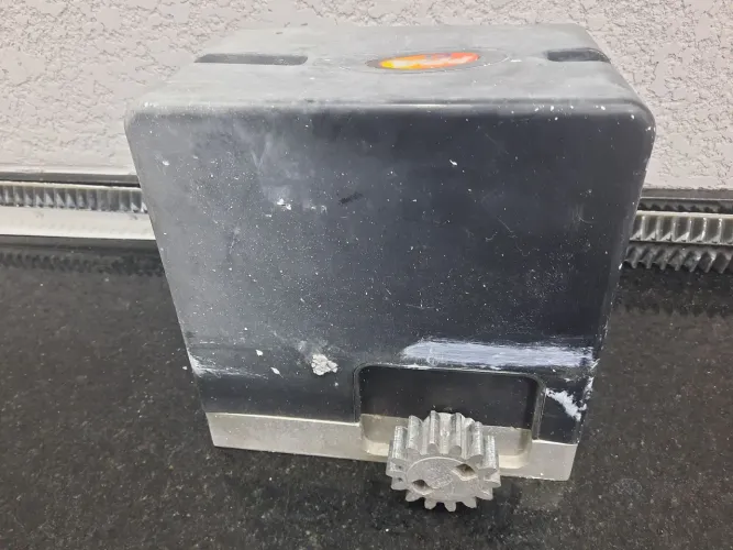 Vendo motor de portão Ppa