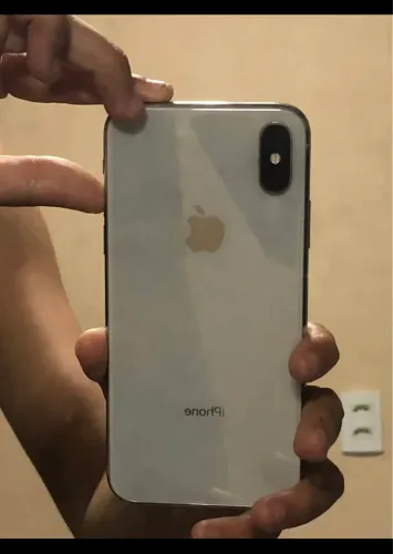 iPhone X