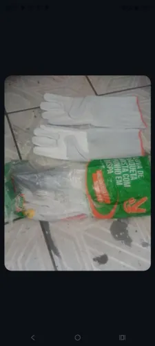 Luvas de couro