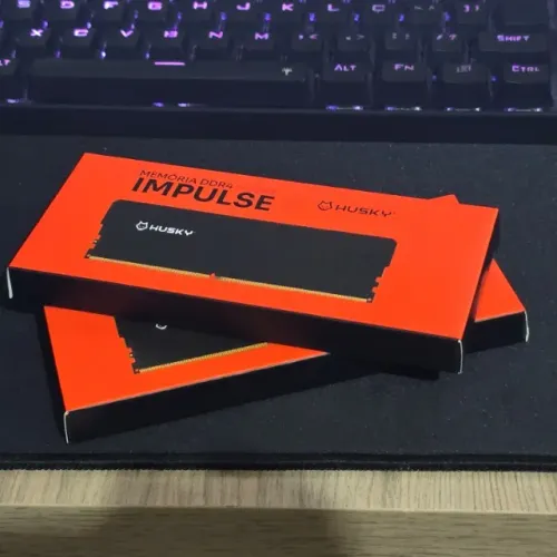 Kit Memória RAM Husky Gaming DDR4 16GB (2 Pentes de 8GB) 3200MHz