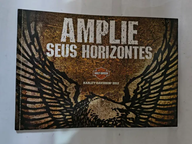 Revista Catálogo Harley Davidson 2012