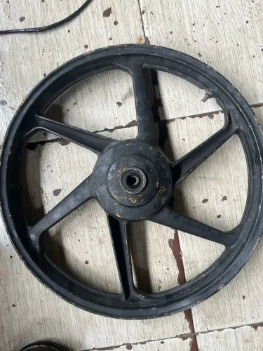 Roda CG 150 / 125 com espelho