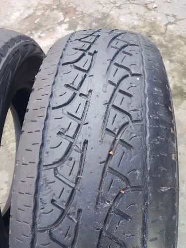 Pneu 265/65/17 Riscado 