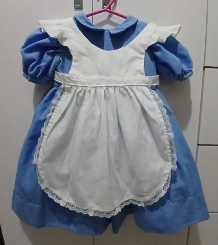 Fantasia Alice pais das maravilhas tá. 1/2