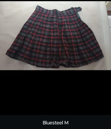Várias peças (saia, macacão, calça, short)