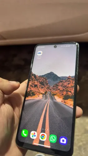 Smartphone LG k62+ usado 128GB