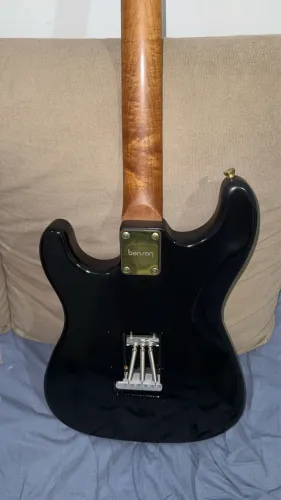 Guitarra Benson hard 902