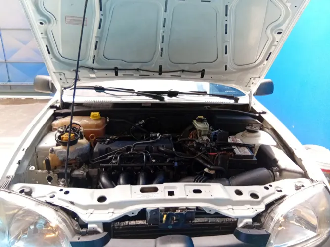 Ford Courier 1.6 L/ 1.6 Flex 2013