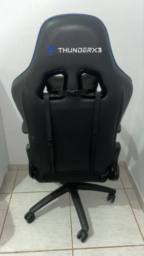 Cadeira Gamer ThunderX3 - Preta e Azul
