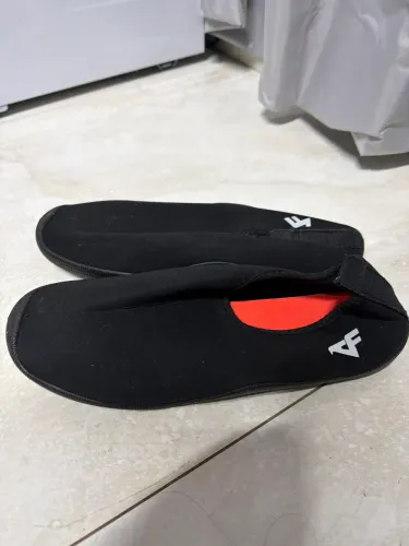 Sapatilha aquática