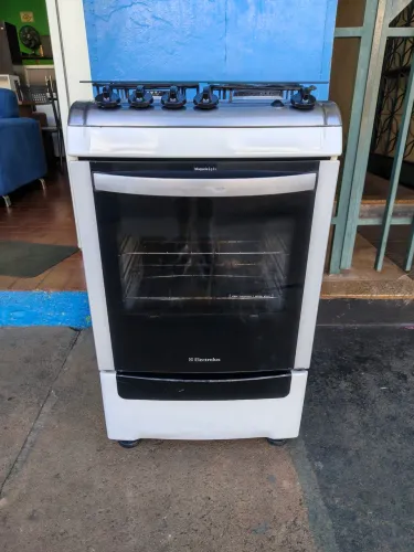 Vendo fogão de 4 bocas Eletrolux