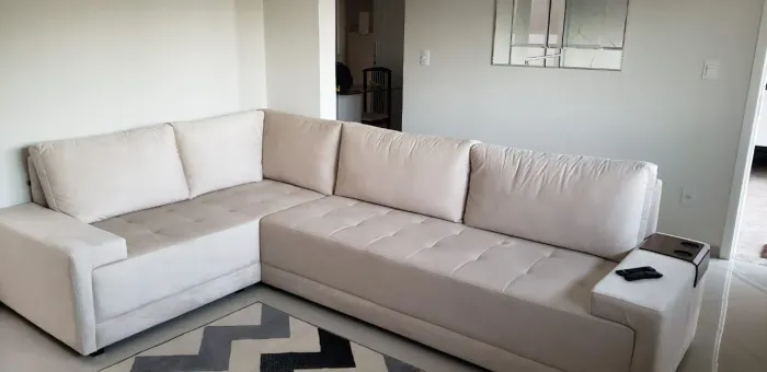 Sofá em L 3.00m x 1.90m - ótimo estado 