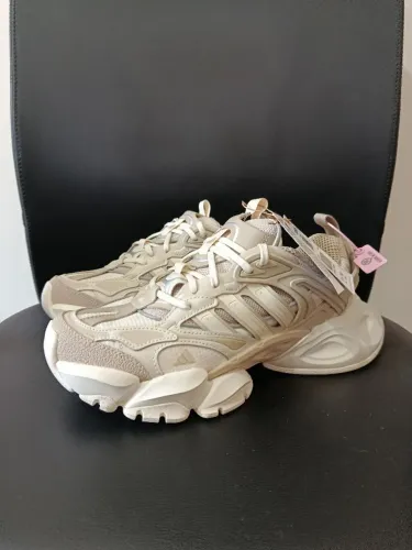 tênis adidas xlg runner deluxe bege