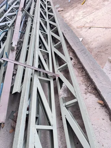 Treliça metálica 400 metros