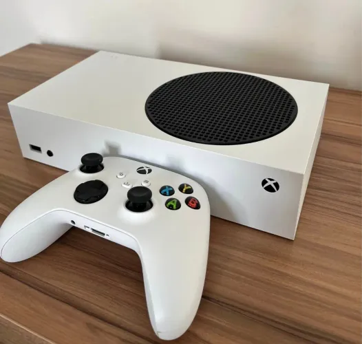 XBOX SERIE S COMPLETO 512GB DE ARMAZENAMENTO + ACESSÓRIOS 