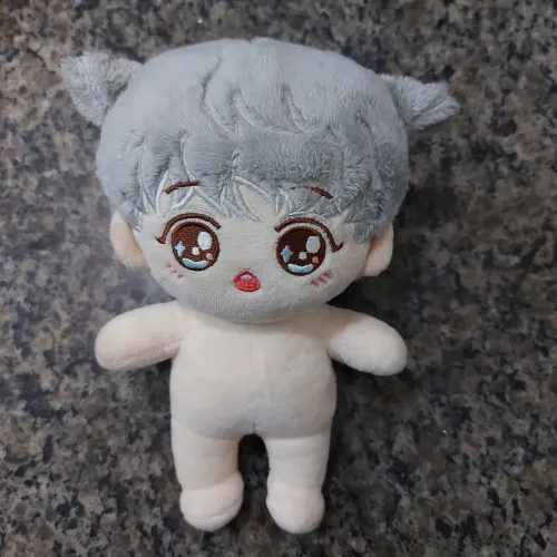 Pelúcia de kpop (lobo) 20 cm