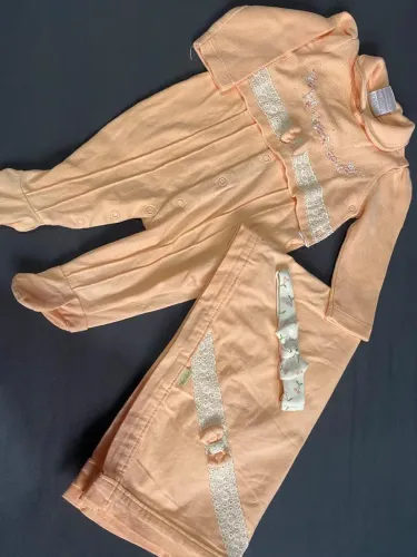 Roupas de menina