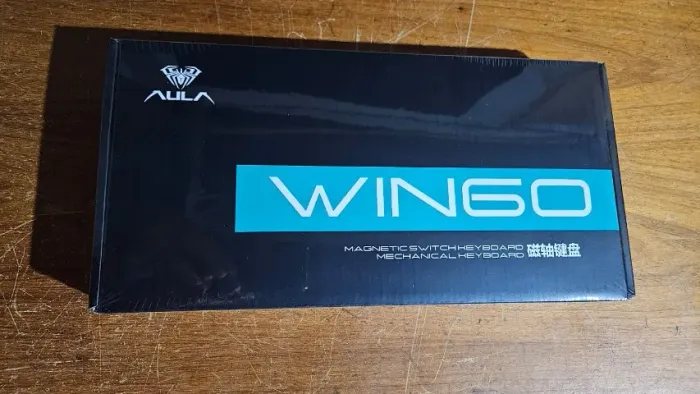 Teclado Mecânico Gamer Aula Wing60 HE Magnético RGB - Compacto 60%