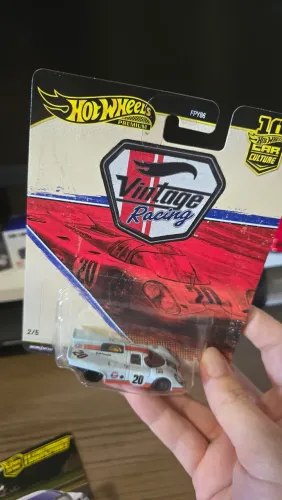 Porsche 917 K Hotwheels Premium LACRADO