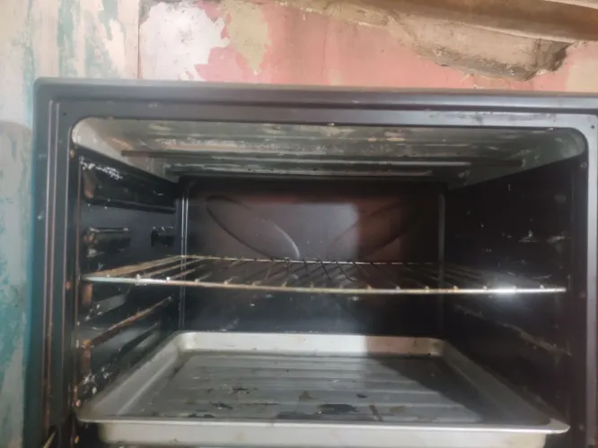 Vendo um forno grande 36 litros