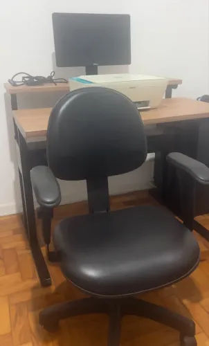 cadeira de escritório giratória