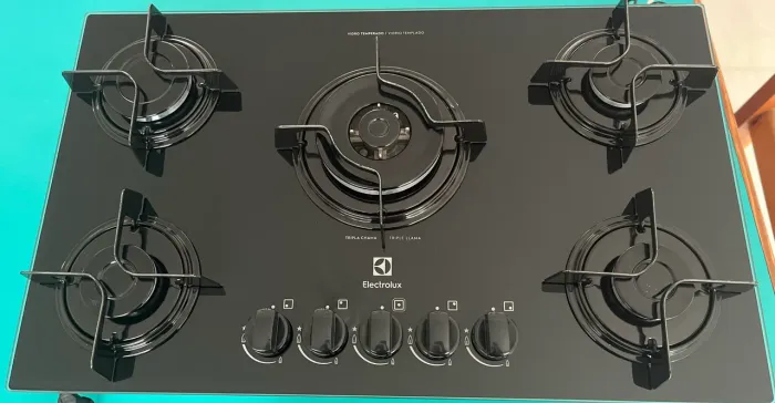 Cooktop Electrolux 5 bocas a gás KE5TP