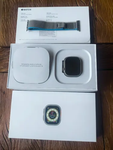Apple Watch Ultra 2 GPS + Cellular ? Caixa de titânio - 49 mm